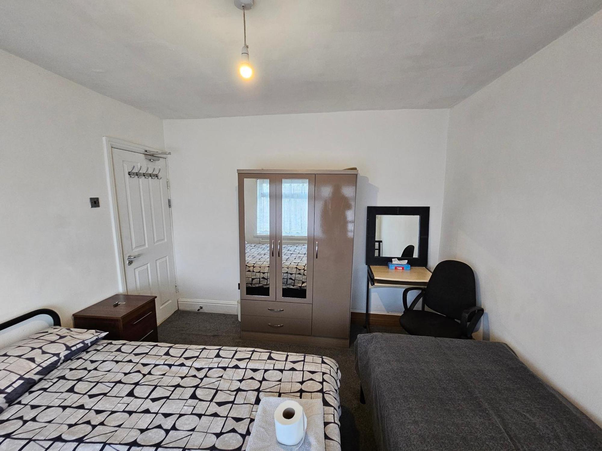 Monyhull Homestay - Near City Centre Kingsheath Nia Nec Bhx Μπέρμιγχαμ Εξωτερικό φωτογραφία