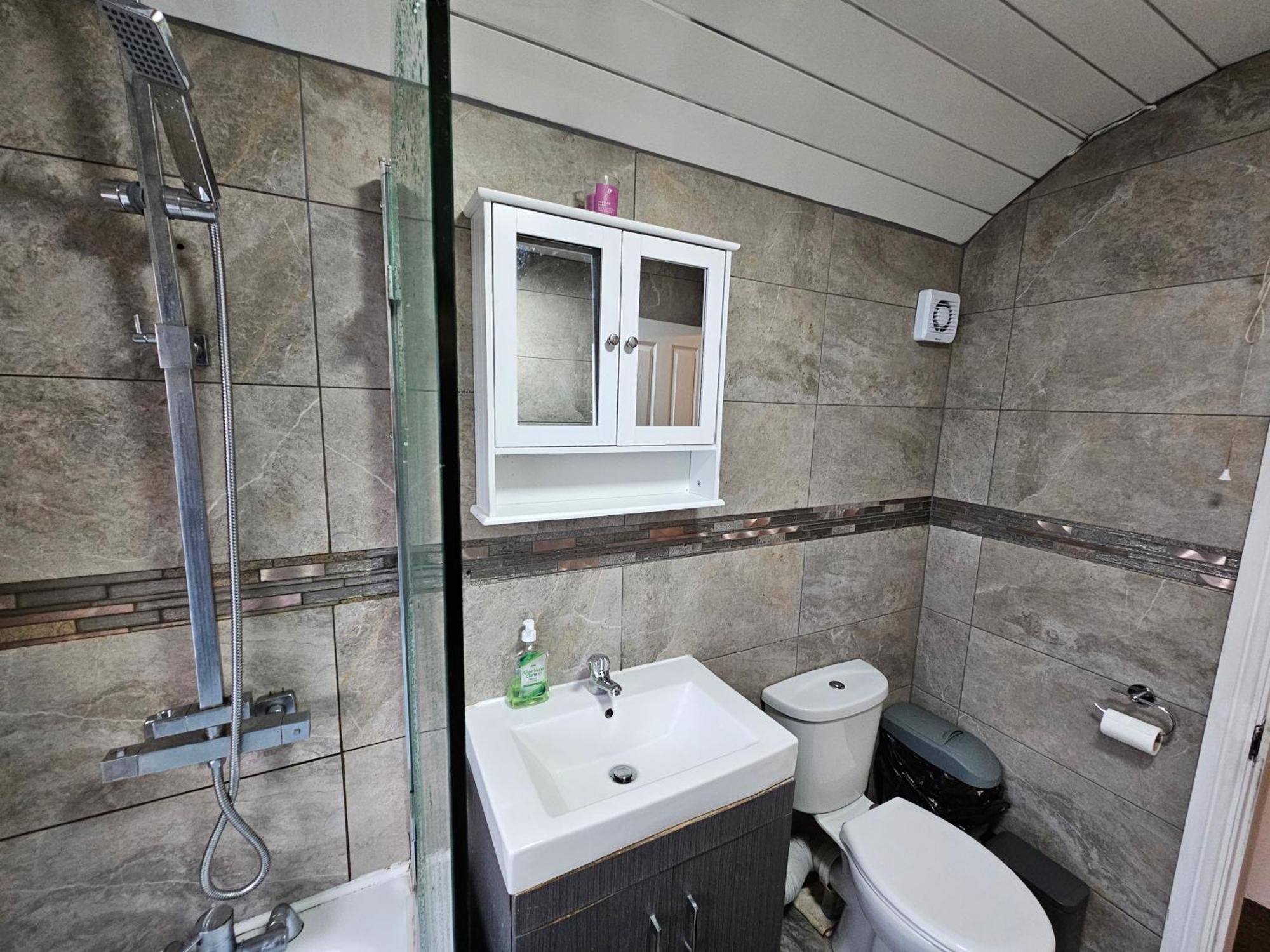 Monyhull Homestay - Near City Centre Kingsheath Nia Nec Bhx Μπέρμιγχαμ Εξωτερικό φωτογραφία