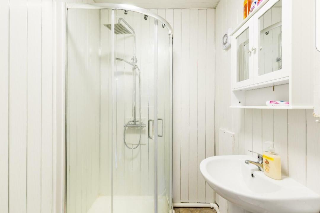 Monyhull Homestay - Near City Centre Kingsheath Nia Nec Bhx Μπέρμιγχαμ Εξωτερικό φωτογραφία