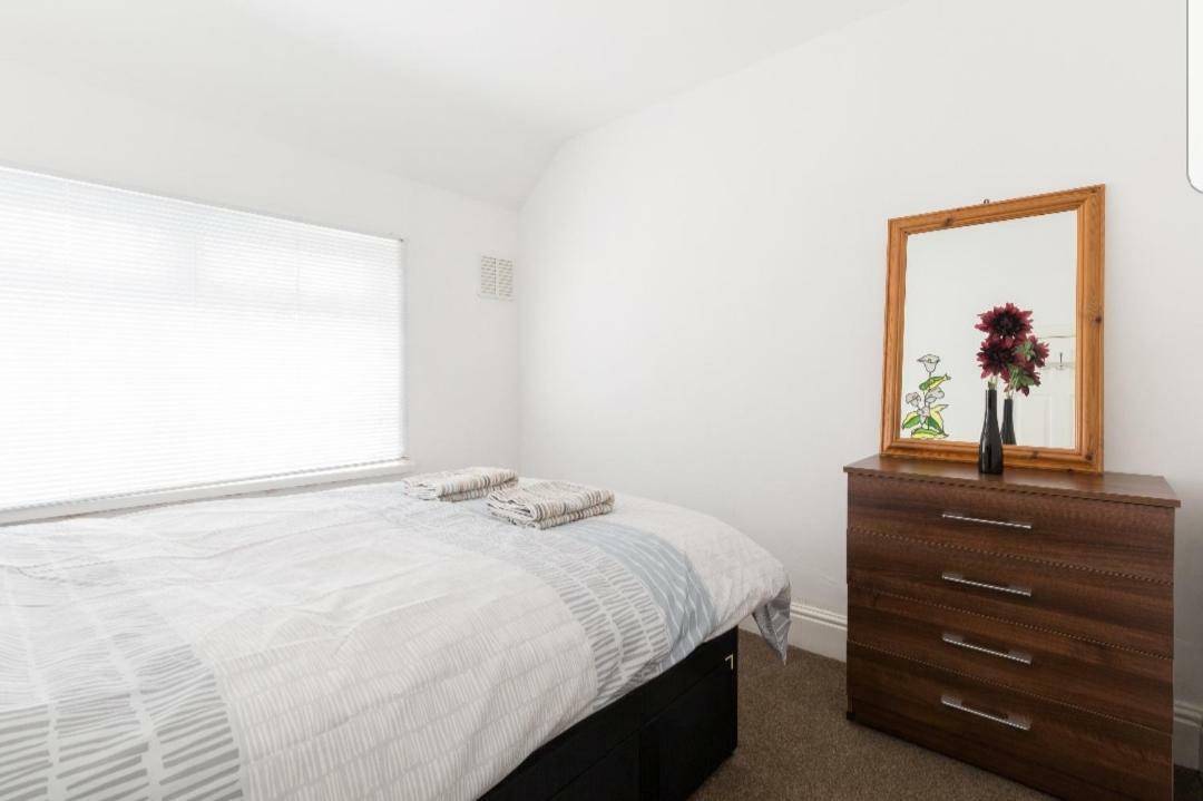 Monyhull Homestay - Near City Centre Kingsheath Nia Nec Bhx Μπέρμιγχαμ Εξωτερικό φωτογραφία